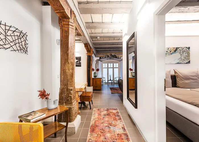 Διαμέρισμα Historika *